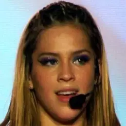 Sophia Abrahao net worth