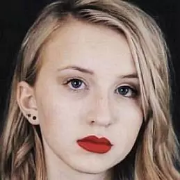 Emmalee Abrams net worth