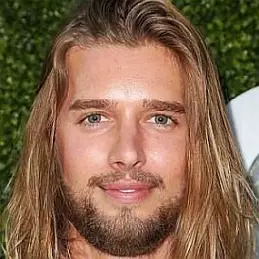 Drew Van Acker net worth