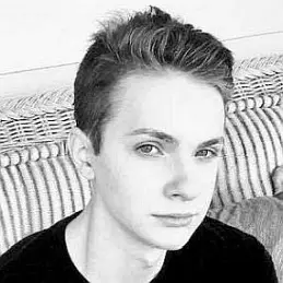 Gale Adelade net worth