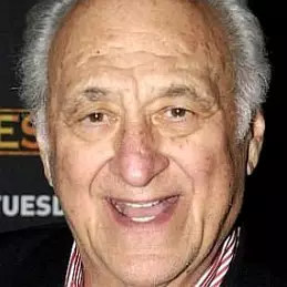 Jerry Adler net worth
