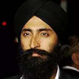 Waris Ahluwalia net worth