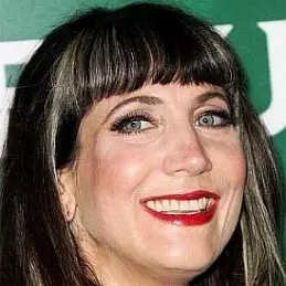 Hannah Aitchison net worth