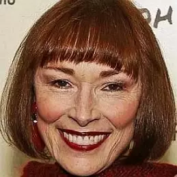 Karen Akers net worth