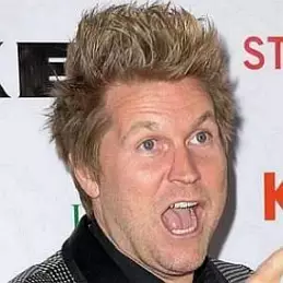 Alex Albrecht net worth