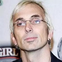 Art Alexakis net worth