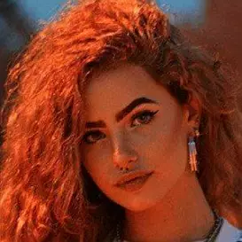 Valeria Aliti net worth