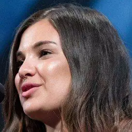 Madeleine Daria Alizadeh net worth