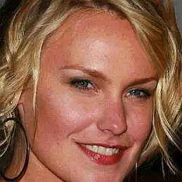 Laura Allen net worth