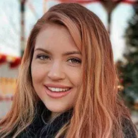 Allie Brooke net worth