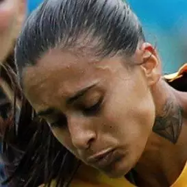 Andressa Alves net worth