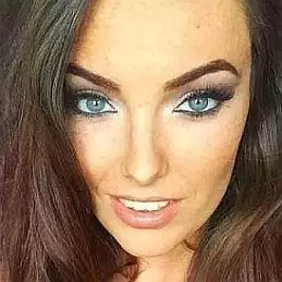 Harry Amelia net worth