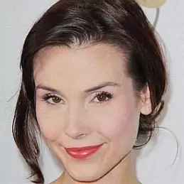 Kristina Anapau net worth