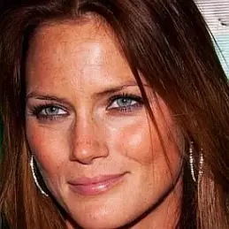 Mini Anden net worth