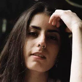 Andrea Ozco net worth