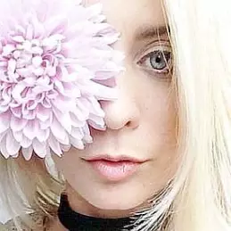 Joelle Anello net worth