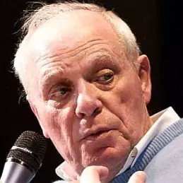 Antonio Lobo Antunes net worth