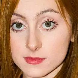 Allisyn Ashley Arm net worth