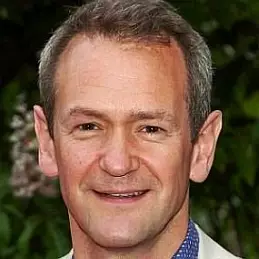 Alexander Armstrong net worth