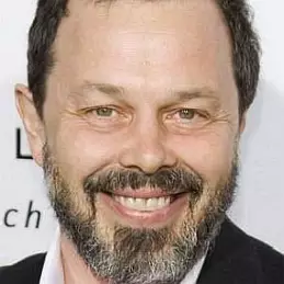 Curtis Armstrong net worth