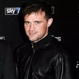 Jonas Armstrong net worth