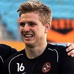 Stuart Armstrong net worth