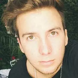 Roberto Artigas net worth