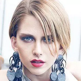 Ezgi Asaroglu net worth