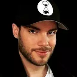 ASMR Zeitgeist net worth