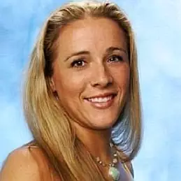 Maggie Ausburn net worth