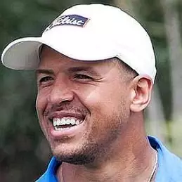 Miles Austin net worth