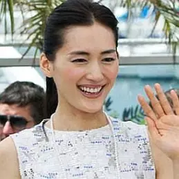 Haruka Ayase net worth