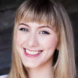 Tara Nicole Azarian net worth