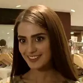 Iqra Aziz net worth