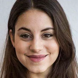 Almila Bagriacik net worth