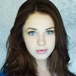 Shelby Bain net worth