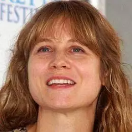 Annie Baker net worth
