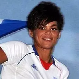 Coralie Balmy net worth