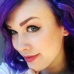 Annie Bardonski net worth