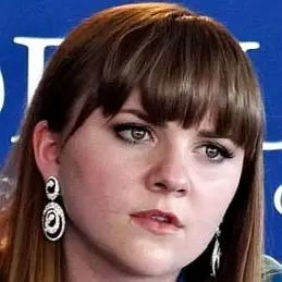 Tara Lynne Barr net worth