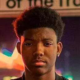 Dominique Barrett net worth