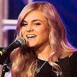 Sarah Barrios net worth