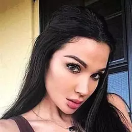 Kristina Basham net worth