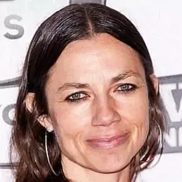 Justine Bateman net worth