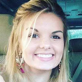 Alyssa Bates net worth