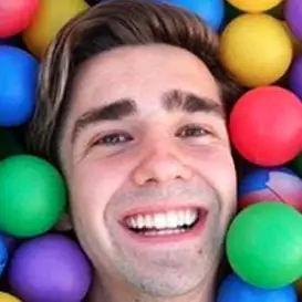 Charlie Oliver Bates net worth