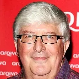 Simon Bates net worth