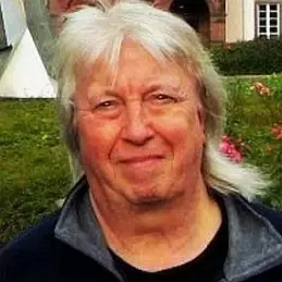 Norman Beaker net worth