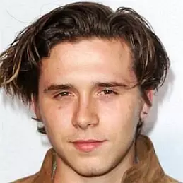 Brooklyn Beckham net worth