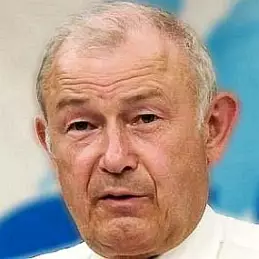 Gunther Beckstein net worth